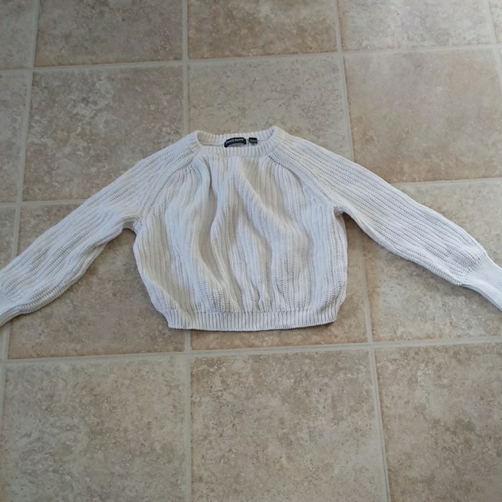 Cropped white sweater
